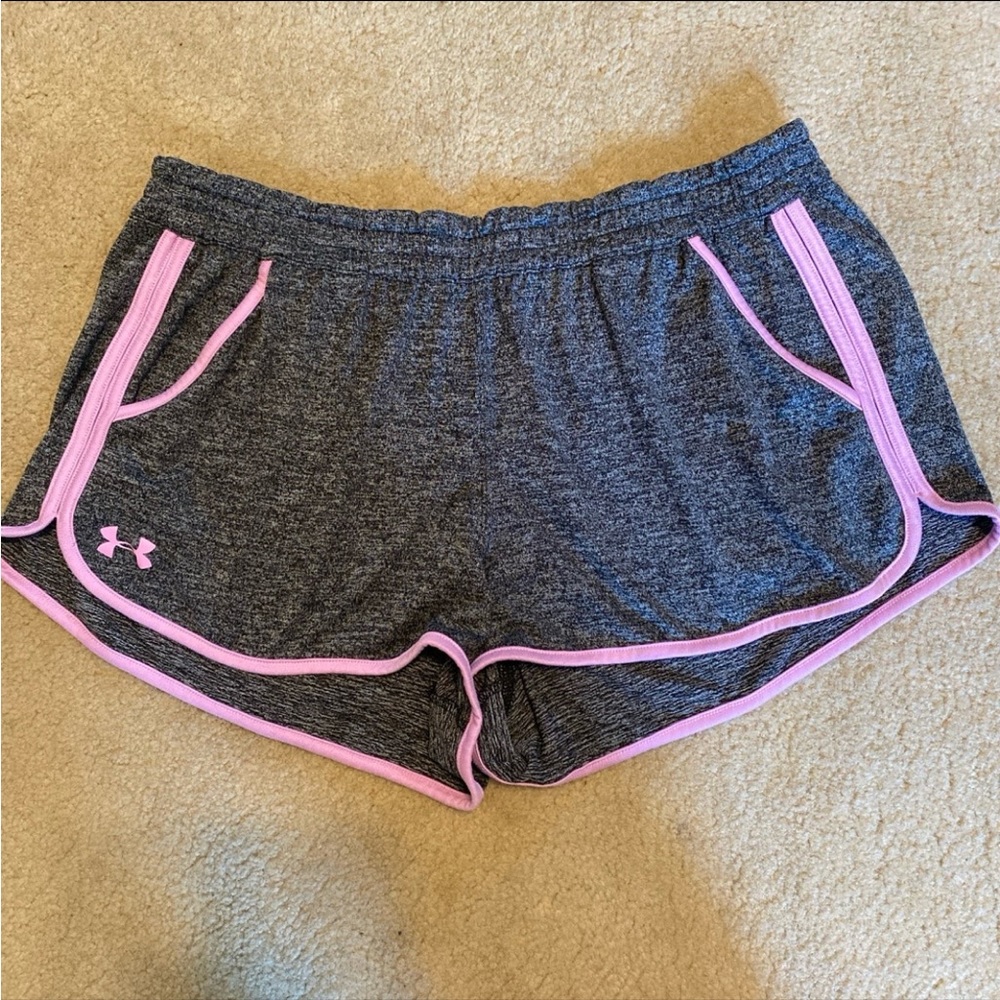 Under Armour Shorts Large